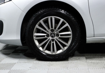 Подержанный автомобиль Citroen C4 Sedan 2020 года (5 фото)