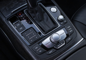 Подержанный автомобиль Audi A6 Sedan 2017 года (22 фото)