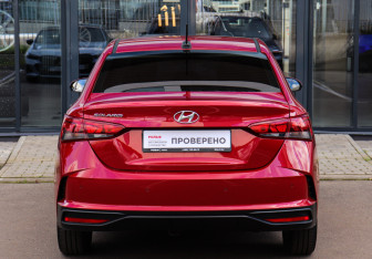Подержанный автомобиль Hyundai Solaris Sedan 2021 года (5 фото)