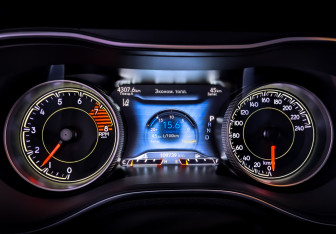 Подержанный автомобиль Jeep Cherokee 2018 года (13 фото)