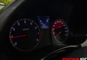 Подержанный автомобиль Hyundai Solaris Hatchback 2013 года (9 фото)