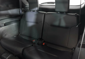 Подержанный автомобиль Mitsubishi Outlander 2021 года (13 фото)