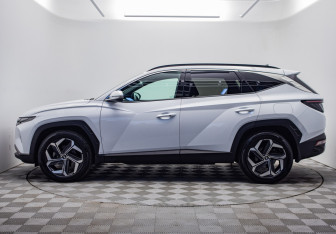 Подержанный автомобиль Hyundai Tucson 2024 года (2 фото)