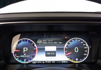 Подержанный автомобиль BAIC BJ40 2023 года (18 фото)