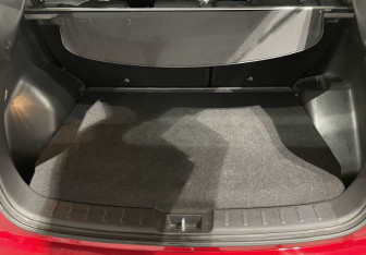 Подержанный автомобиль Mitsubishi Eclipse Cross 2019 года (10 фото)