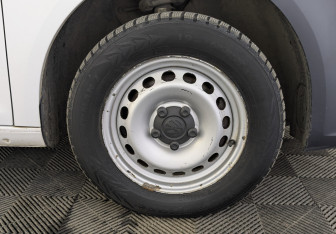 Подержанный автомобиль Volkswagen Caddy Compactvan 2020 года (12 фото)