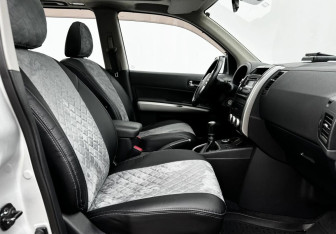 Подержанный автомобиль Nissan X-Trail 2013 года (10 фото)