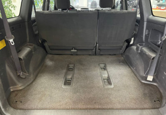 Подержанный автомобиль Toyota Land Cruiser Prado 2003 года (18 фото)