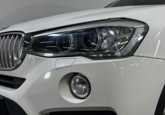 Подержанный автомобиль BMW X4 2015 года (8 фото)