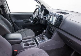 Подержанный автомобиль Volkswagen Amarok 2012 года (7 фото)