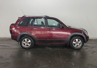 Подержанный автомобиль Vortex Tingo 2012 года (8 фото)