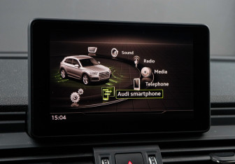 Подержанный автомобиль Audi Q5 2018 года (14 фото)