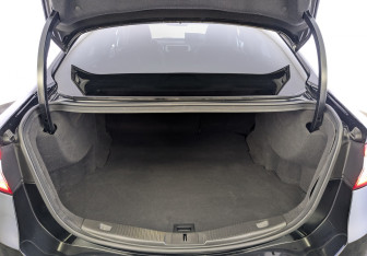 Подержанный автомобиль Ford Mondeo Sedan 2018 года (9 фото)