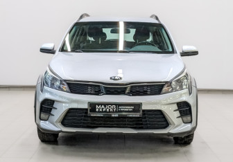 Подержанный автомобиль Kia Rio Hatchback 2021 года (2 фото)