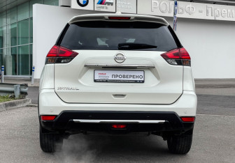 Подержанный автомобиль Nissan X-Trail 2019 года (6 фото)