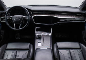 Подержанный автомобиль Audi A6 Sedan 2020 года (13 фото)