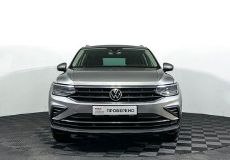 Подержанный автомобиль Volkswagen Tiguan 2021 года (2 фото)