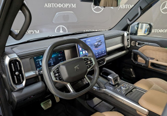 Подержанный автомобиль Jetour T2 2024 года (11 фото)