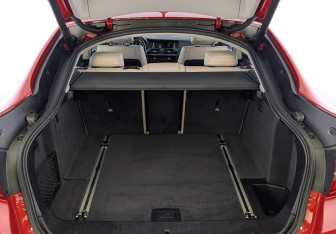 Подержанный автомобиль BMW X4 2018 года (10 фото)