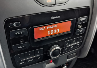 Подержанный автомобиль LADA (ВАЗ) Largus Wagon 2021 года (26 фото)