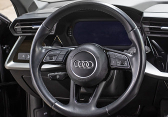 Подержанный автомобиль Audi A3 Sedan 2021 года (16 фото)