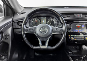 Подержанный автомобиль Nissan X-Trail 2021 года (22 фото)