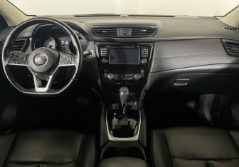 Подержанный автомобиль Nissan Qashqai 2019 года (12 фото)