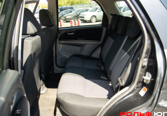 Подержанный автомобиль Suzuki SX4 Hatchback 2007 года (8 фото)
