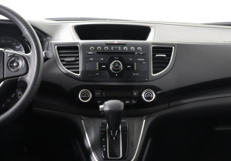 Подержанный автомобиль Honda CR-V 2018 года (9 фото)