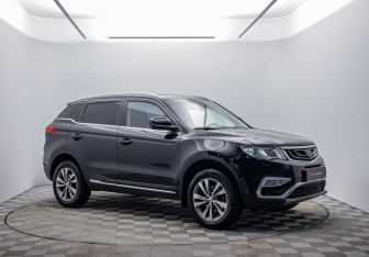 Подержанный автомобиль Geely Atlas 2018 года (3 фото)