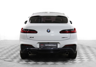 Подержанный автомобиль BMW X4 2018 года (6 фото)