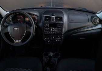 Подержанный автомобиль LADA (ВАЗ) Granta Sedan 2019 года (11 фото)