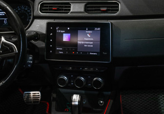 Подержанный автомобиль Renault Arkana 2021 года (11 фото)