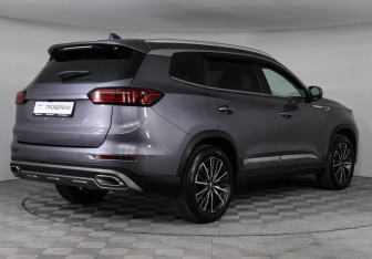 Подержанный автомобиль Chery Tiggo 8 Pro 2022 года (5 фото)