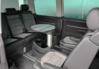 Подержанный автомобиль Volkswagen Multivan 2020 года (18 фото)