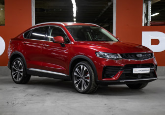 Подержанный автомобиль Geely Tugella 2022 года (3 фото)