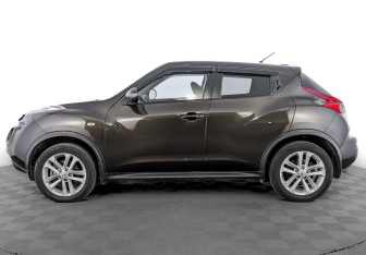 Подержанный автомобиль Nissan Juke 2012 года (8 фото)