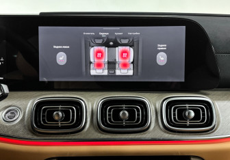 Подержанный автомобиль Jaecoo J8 2024 года (19 фото)