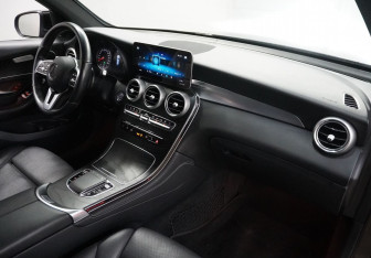 Подержанный автомобиль Mercedes-Benz GLC Coupe 2020 года (10 фото)