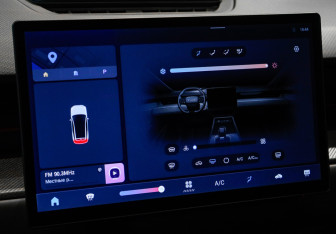 Подержанный автомобиль Jetour Dashing 2023 года (18 фото)