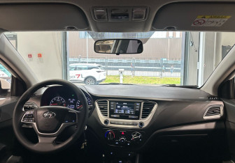 Подержанный автомобиль Hyundai Solaris Sedan 2020 года (15 фото)