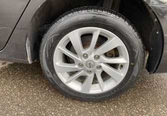 Подержанный автомобиль Nissan Sentra Sedan 2014 года (12 фото)