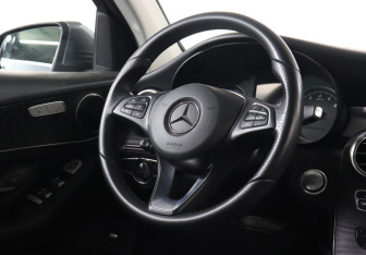 Подержанный автомобиль Mercedes-Benz GLC Coupe 2018 года (15 фото)
