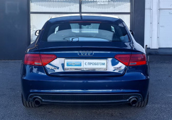 Подержанный автомобиль Audi A5 Liftback 2013 года (6 фото)