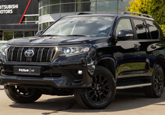 Подержанный автомобиль Toyota Land Cruiser Prado 2021 года (24 фото)