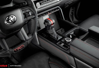 Новый Toyota Sequoia 2025 (9 фото)