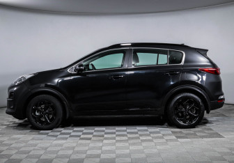 Подержанный автомобиль Kia Sportage 2021 года (8 фото)