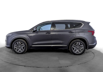 Подержанный автомобиль Hyundai Santa Fe 2021 года (8 фото)
