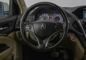 Подержанный автомобиль Acura MDX 2014 года (14 фото)