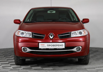 Подержанный автомобиль Renault Megane Sedan 2008 года (2 фото)